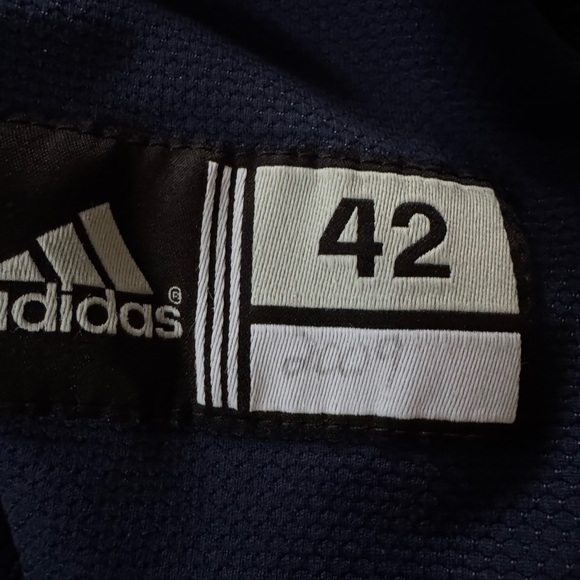 Vintage Adidas Basketball Jersey Men Size 42 Embroidered Logo - Picture 4 of 4